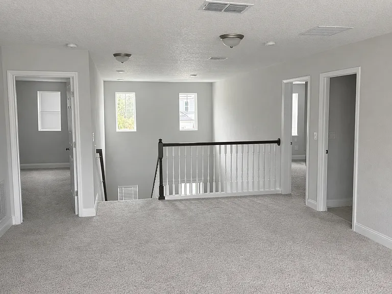 135 Fresnel Ln — Photo 12