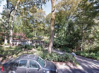 1814 Drury Ln, Alexandria, VA 22307