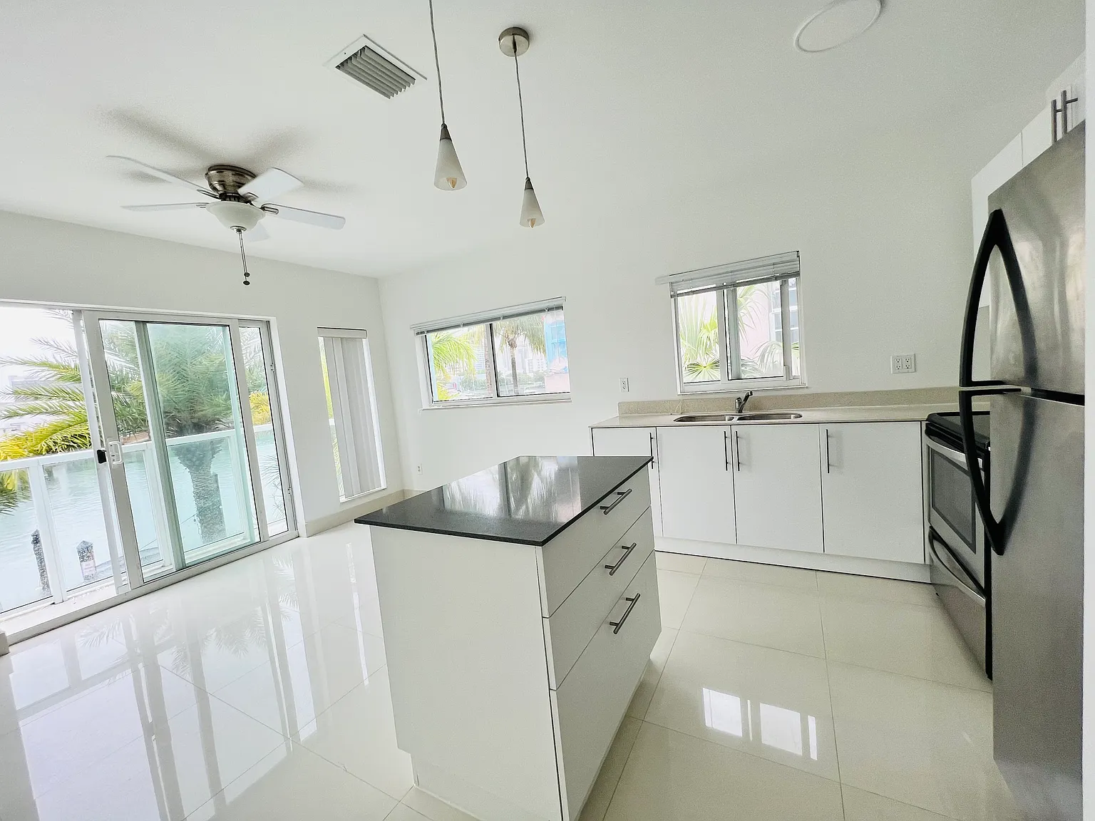 1 bed, 675 sqft, $2,200 — Photo 4