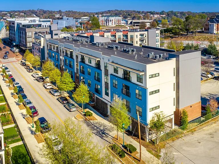 Walnut Commons — Photo 22