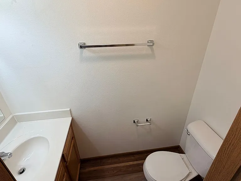 700 Hillside Rd — Photo 11