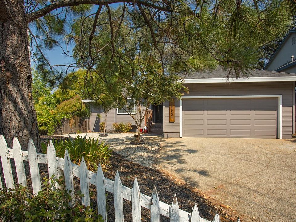 1st image of 12807 Appian Way
