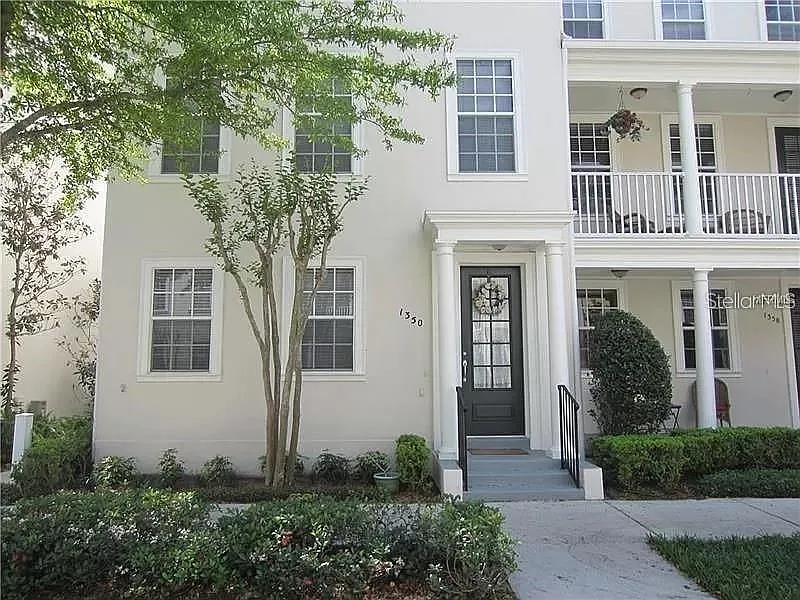 3 bed, 3.5 bath, 1943 sqft, $3,900 — Photo 1