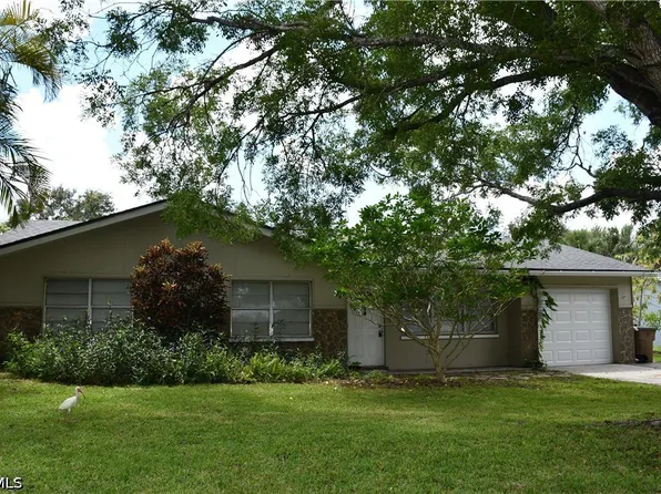 1591 Sunkist Way, Fort Myers, FL 33905
