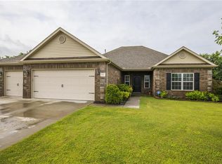 11717 E Creek Ln, Farmington, AR 72730