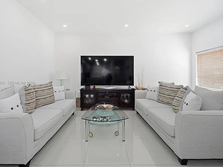 14030 SW 49th St #10 — Photo 30