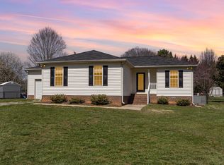 4604 Hopewood Dr, Graham, NC 27253