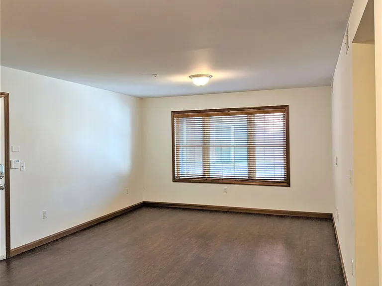 112 College Avenue — Photo 44