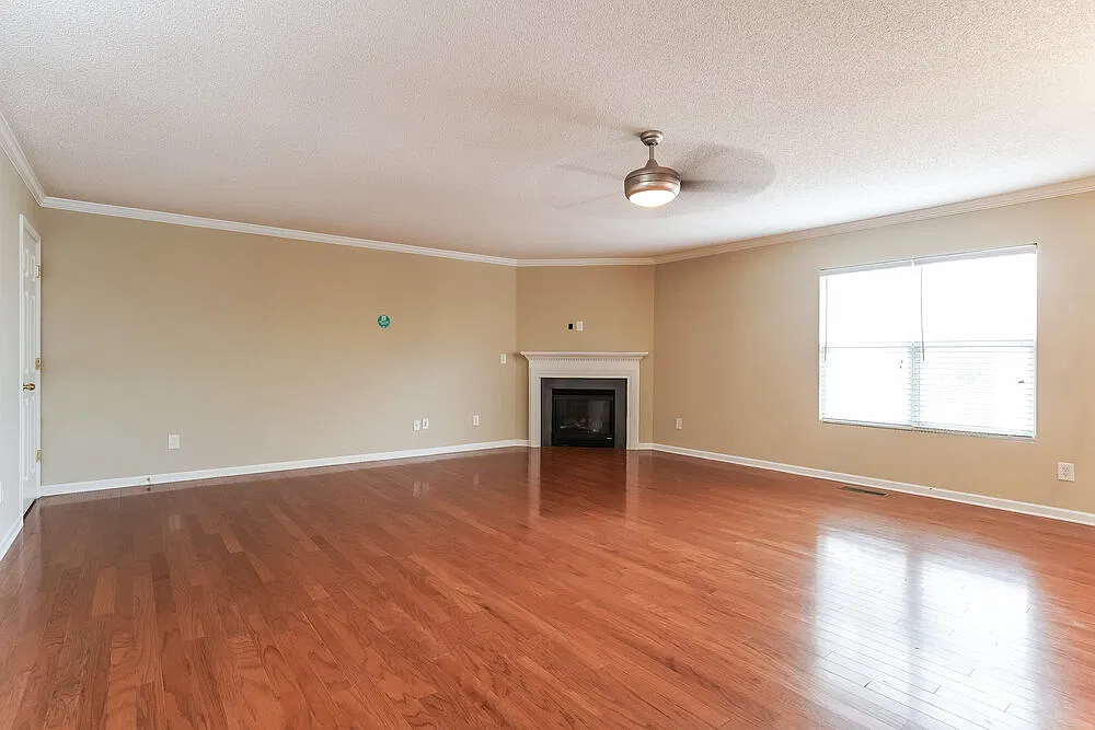3 bed, 2.5 bath, 2989 sqft, $2,640 — Photo 4