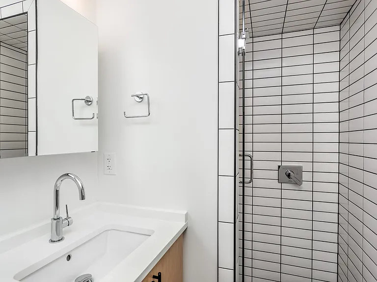 123 Idlewild Ave #202 — Photo 16