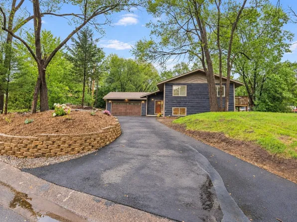6417 Riverview Ter NE, Fridley, MN 55432