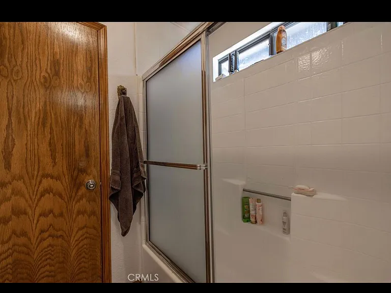 630 Holmes Ln — Photo 20