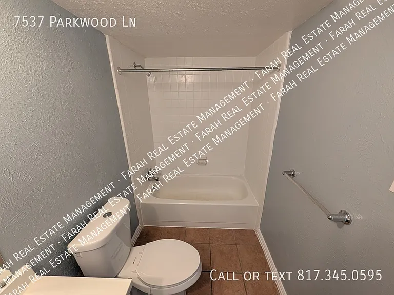7537 Parkwood Ln — Photo 19