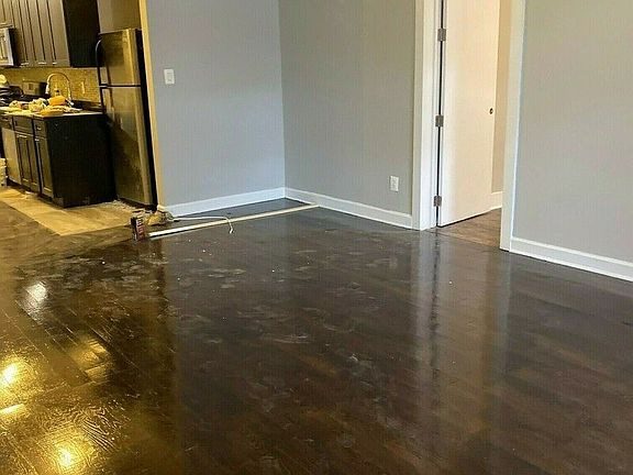 4th image of 1834 Caton Ave #1T1