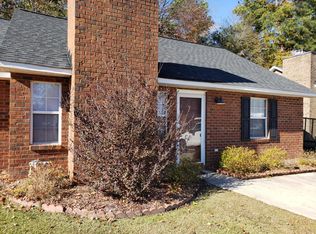 1200 B Holden Dr, Greenville, NC 27858