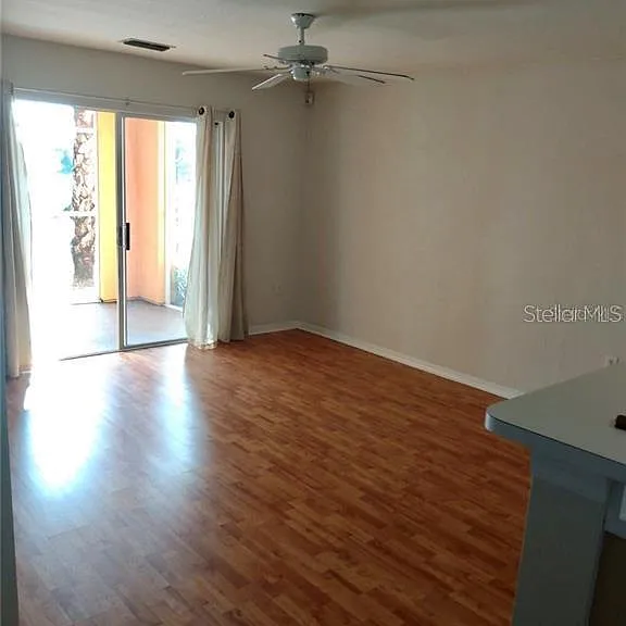 5447 Vineland Rd #1111 — Photo 4