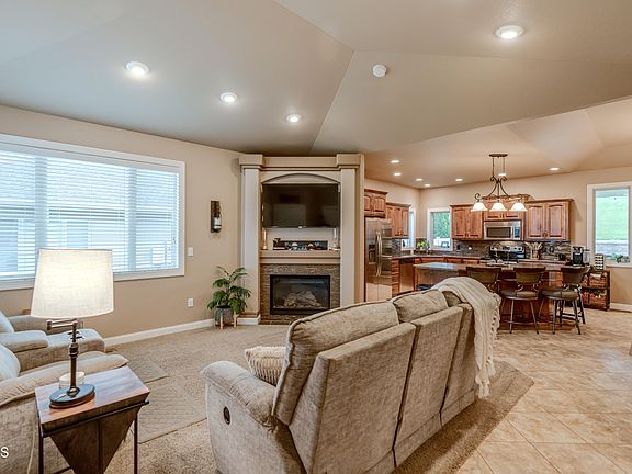 5th image of 3515 Chevelle Cir
