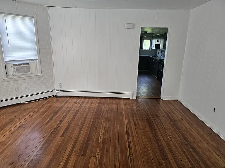 Grove St — Photo 18