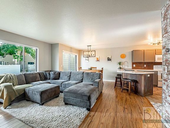3rd image of 3440 Granger Ave S Unit 42