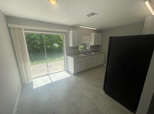1114 Melody Ln, Sebring, FL 33872