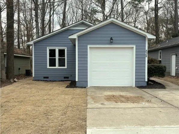 532 Crooked Creek Ct, Fayetteville, NC 28301