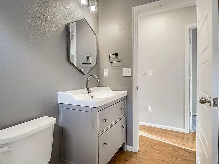 17807 E 54th Ave — Photo 12