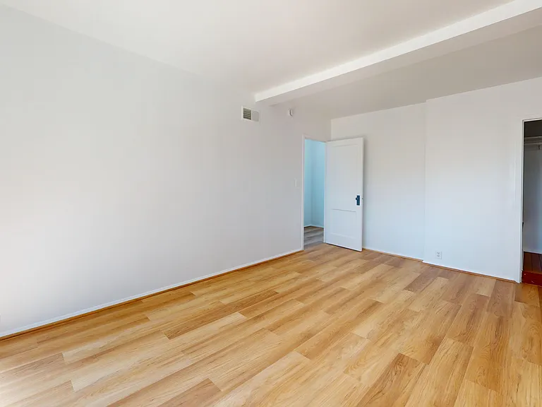 Parkmerced Apartments — Photo 138