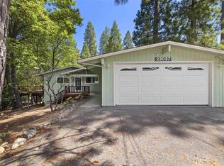 23037 Hawk Ln, Twain Harte, CA 95383