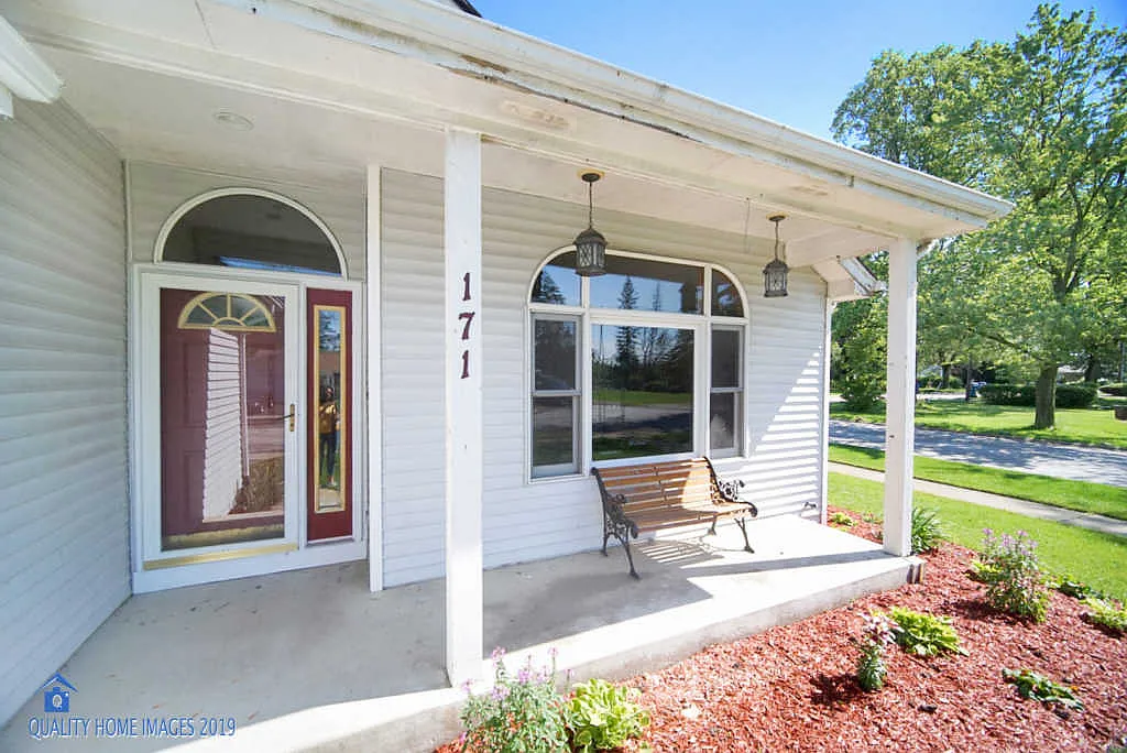 171 Cedarwood Dr photo 1