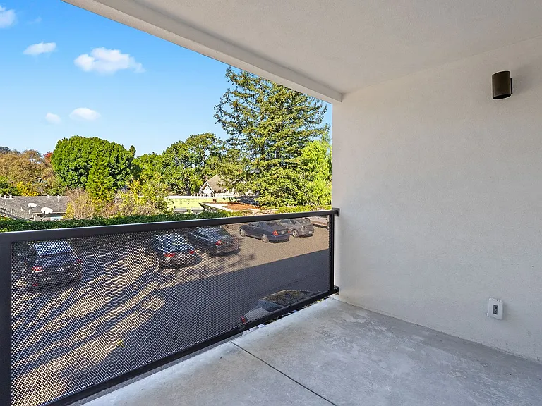544 Pacific Street — Photo 13