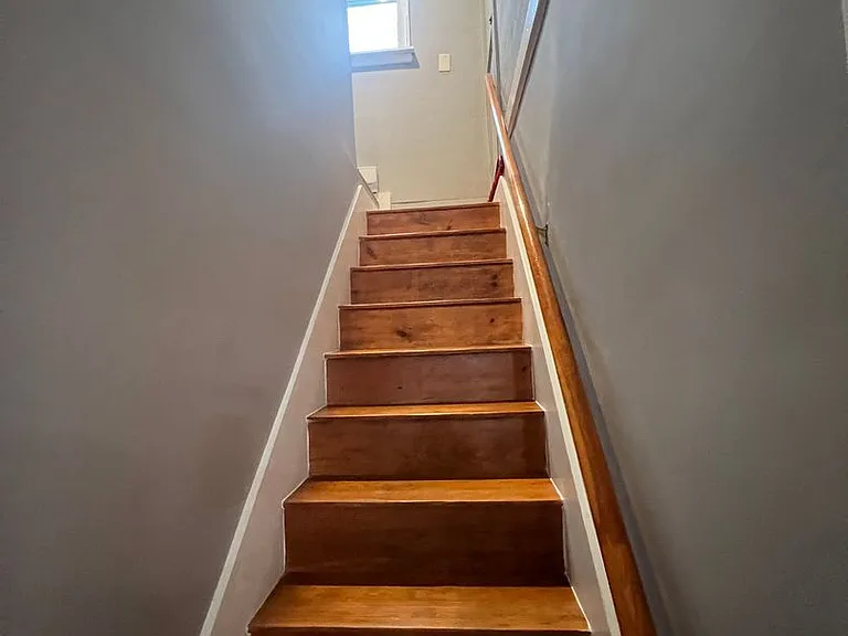 2518 Linwood Rd — Photo 14