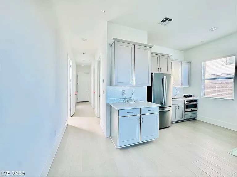 338 Kandinsky Ct — Photo 6