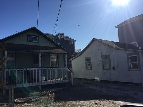 2nd image of 13 Manning Dr