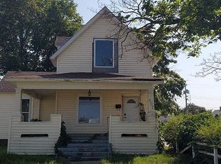807 1st Ave S, Escanaba, MI 49829