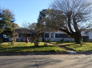 9535 Bundy Ln, Houston, TX 77080