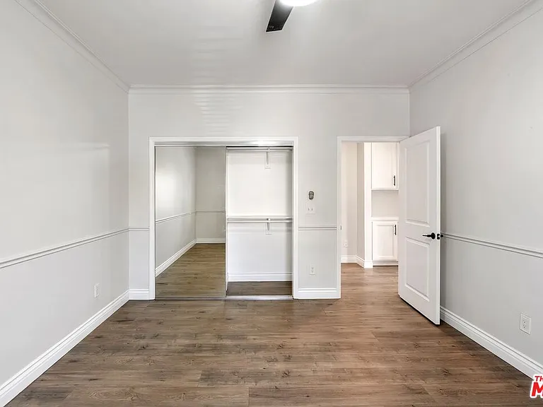 7124 Farralone Ave #101 — Photo 13