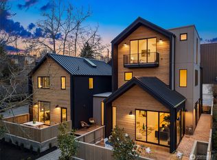 3540 Densmore Ave N, Seattle, WA 98103