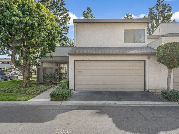 3010 E Via Taranto, Anaheim, CA 92806