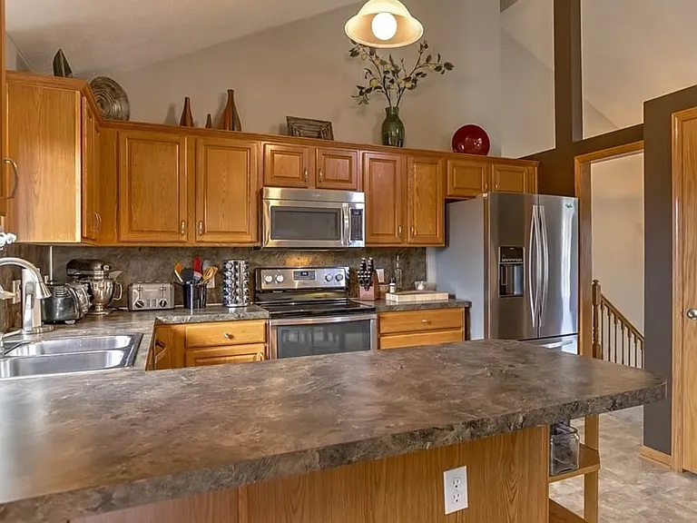 704 Tupelo Ln — Photo 11