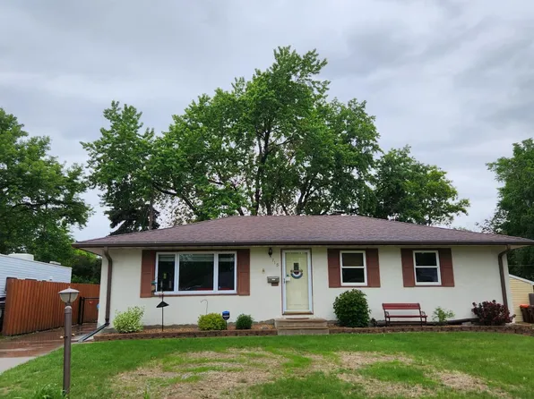 715 24th Ave N, South Saint Paul, MN 55075