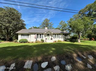 17060 Saint Johns Church Road, Laurel Hill, NC 28351
