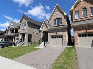 1251 Graham Clapp Ave, Oshawa, ON L1K0Y2