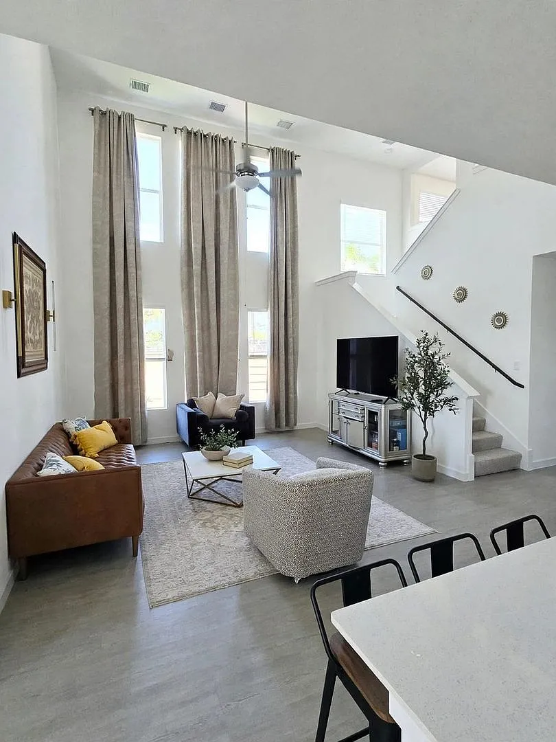 Beautiful 4-Bedroom Home for Lease in Solterra, Mesquite, TX — Photo 4