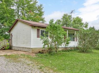 7667 Caine Rd, Millington, MI 48746