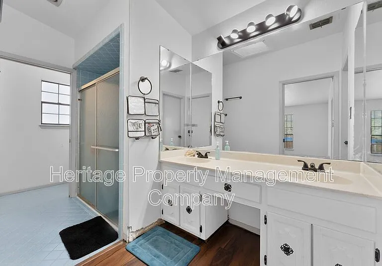 2526 Town Briar St — Photo 28