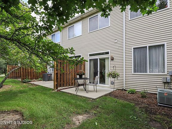 3rd image of 1382 Redbridge Ct