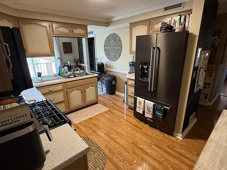 5240-5242 Old Oxford Ln — Photo 36