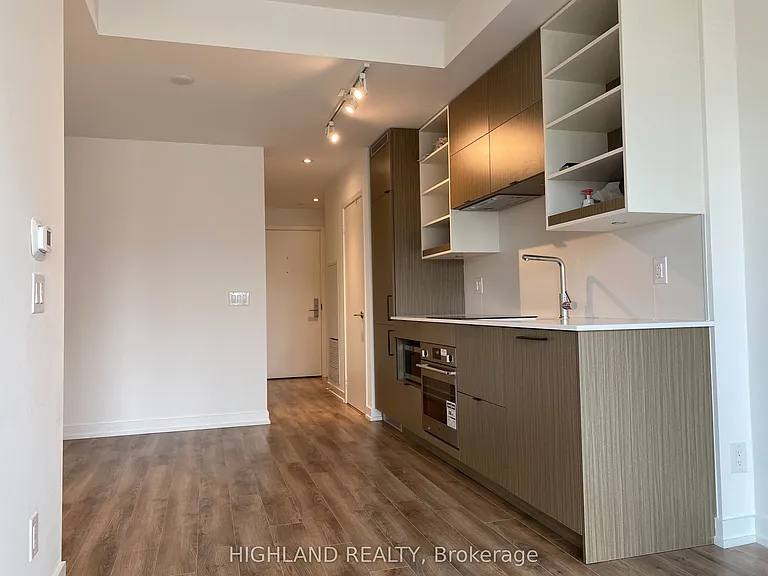 20 Edward St #2816 — Photo 3