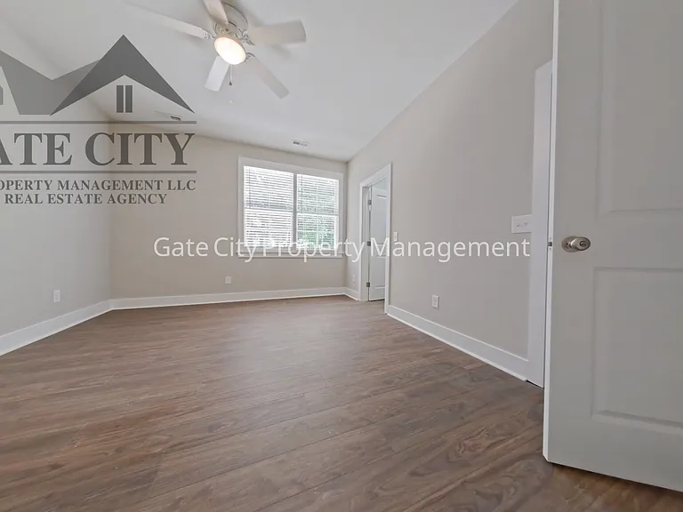 542 Wallburg High Point Rd #B — Photo 12