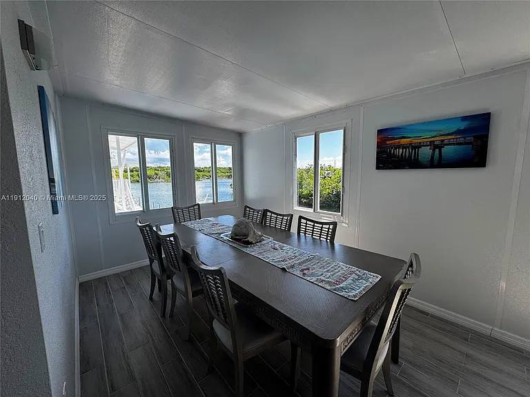 228 Orchid St — Photo 16